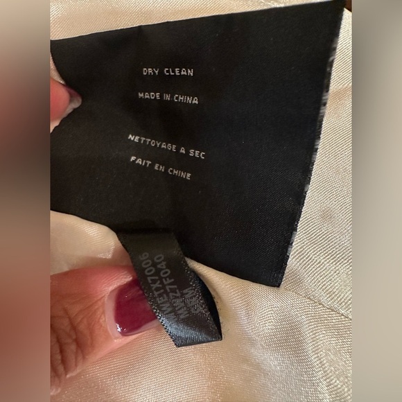 Marc New York Faux Fox Fur Vest Cream Sleeveless Jacket - Picture 14 of 14